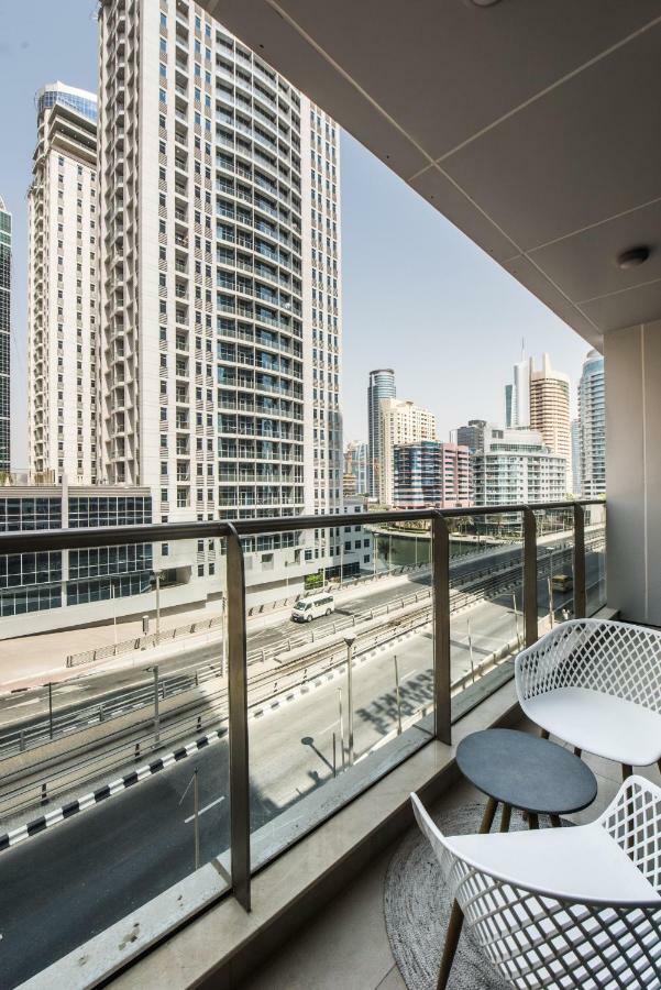 Fantastay Sparkle Tower One Bedroom Suite Marina View Дубай Екстер'єр фото